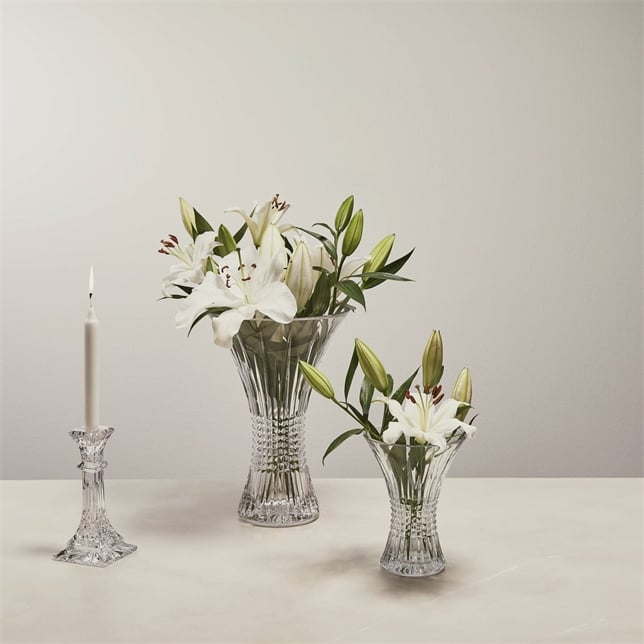 Lismore Diamond Vase - 8"