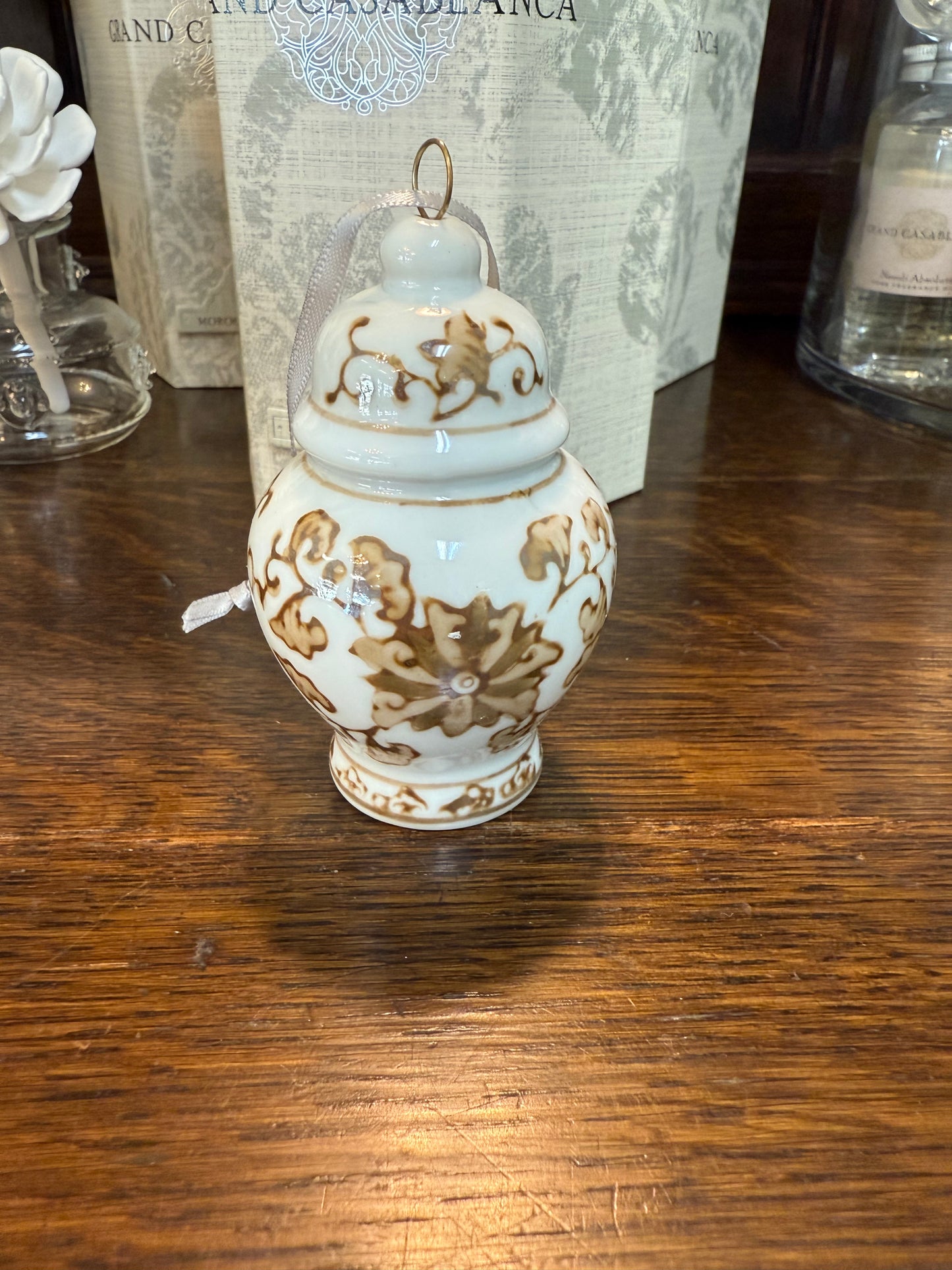 Chinoiserie Ornament - Brown