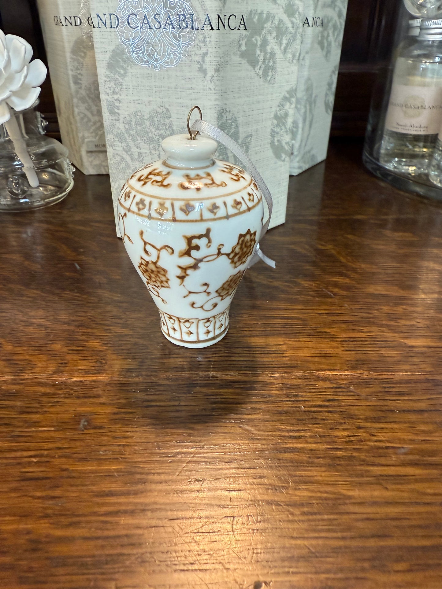 Chinoiserie Ornament - Brown