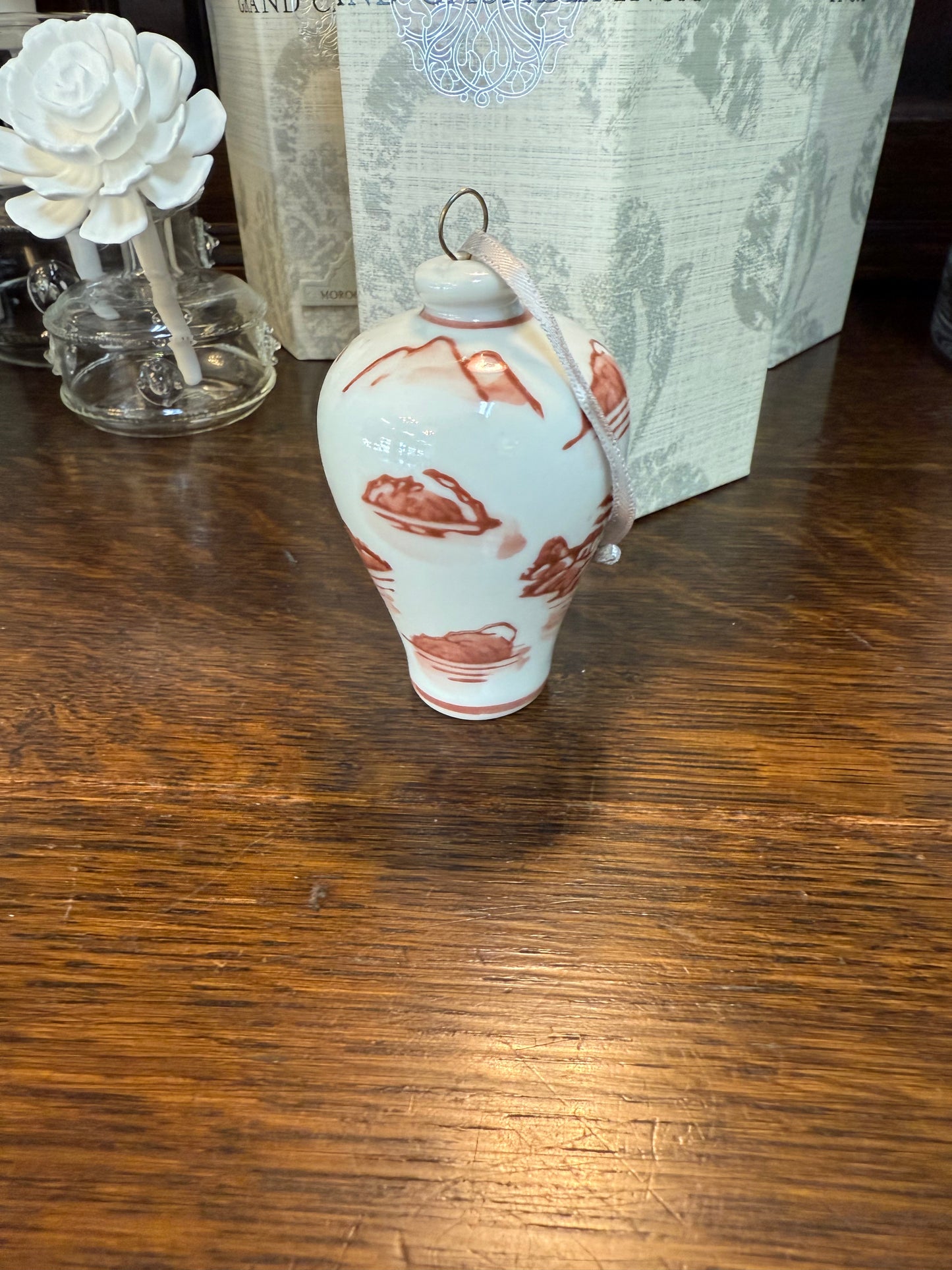 Chinoiserie Ornament - Terracotta