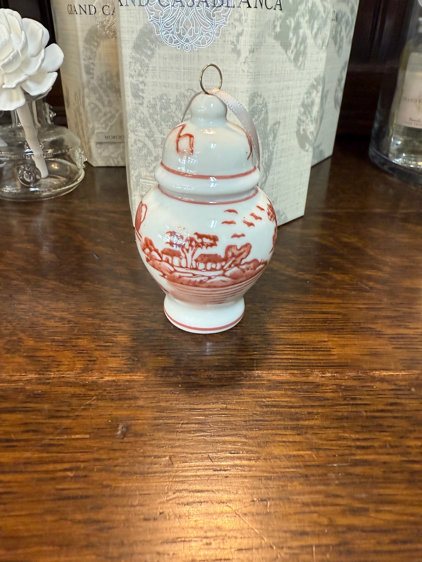 Chinoiserie Ornament - Terracotta
