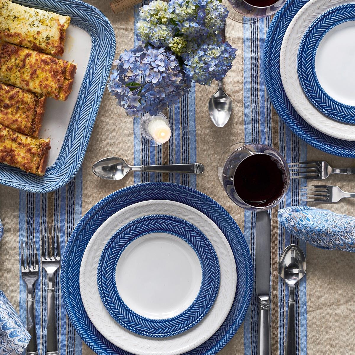 Le Panier 17" Platter - Delft Blue