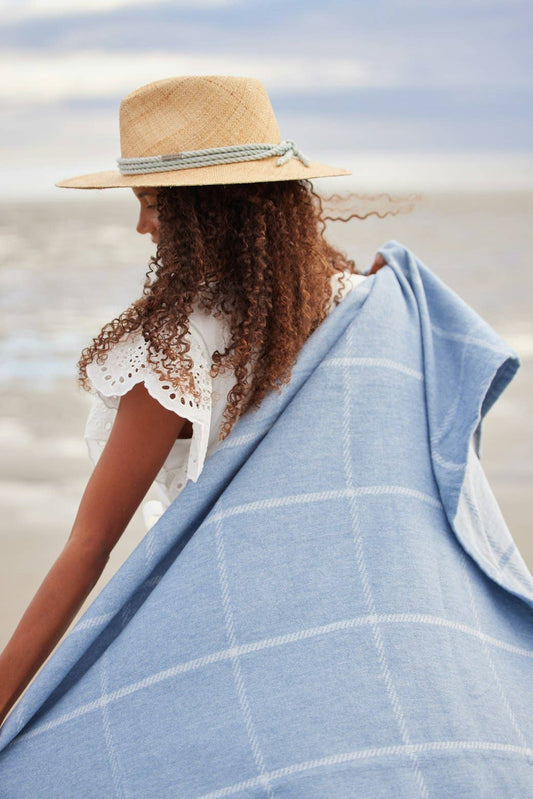 The Lightweight Blanket - Windowpane Cornflower