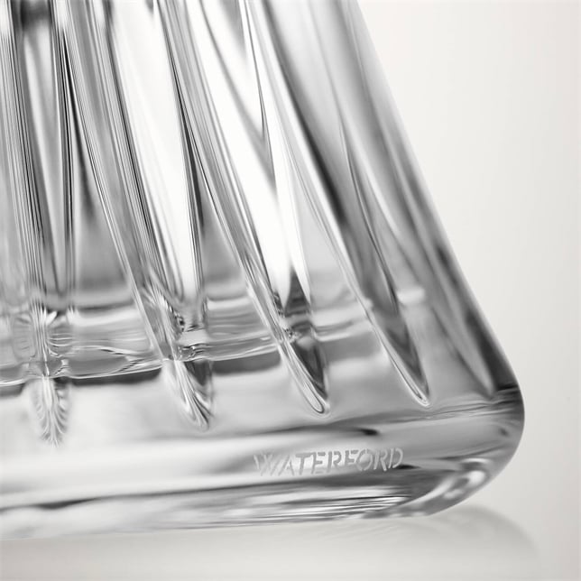 Lismore Diamond Vase - 8"