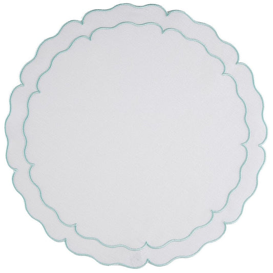 Linho Scalloped Round Mat - White/Ice Blue