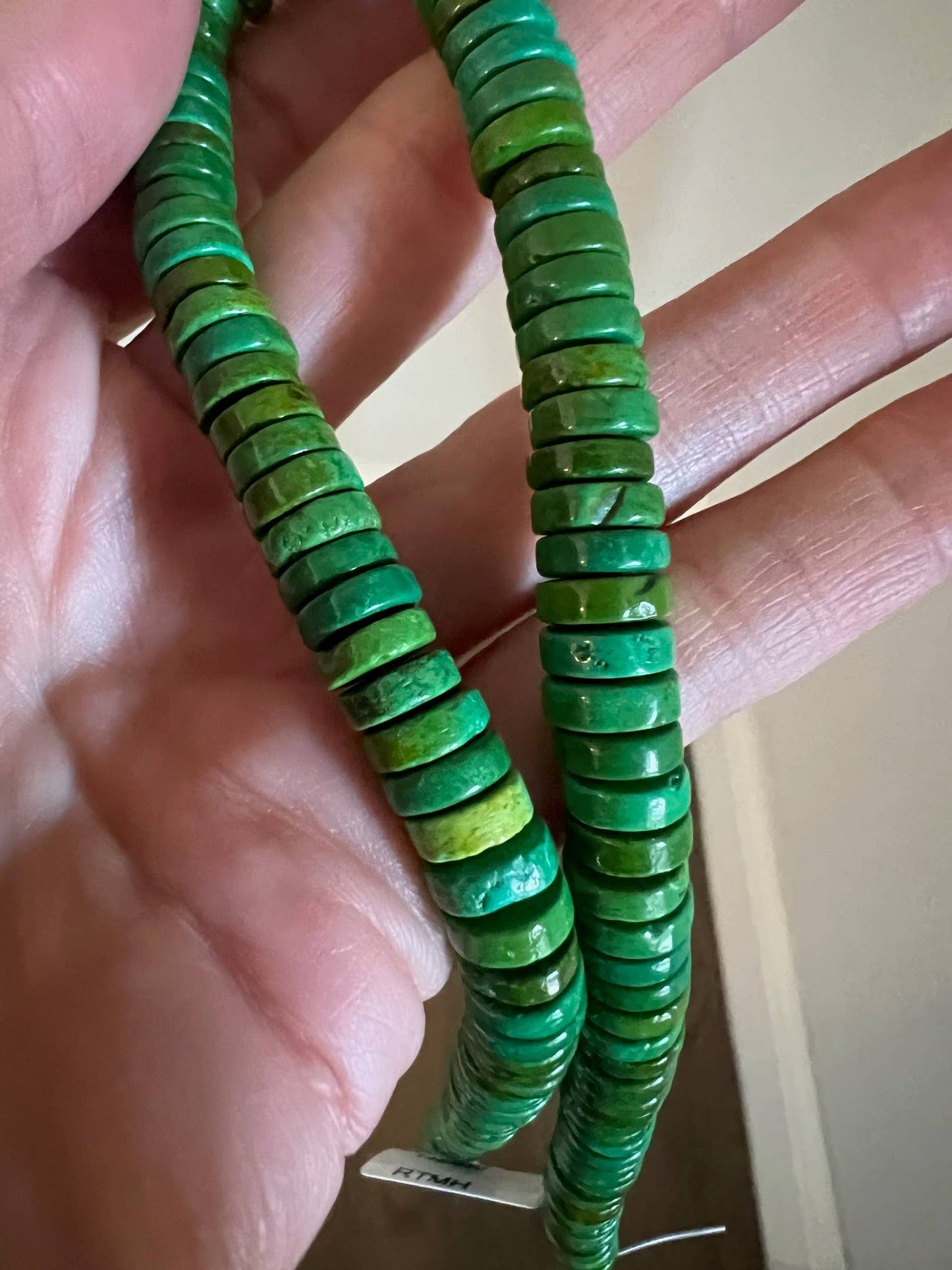 Lilly Gemstone Necklace 8mm - Green