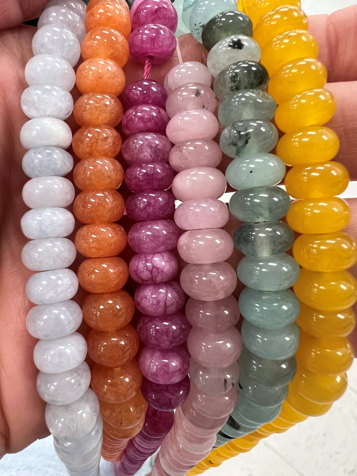 Lilly Gemstone Necklace 8mm - Pastel Rainbow