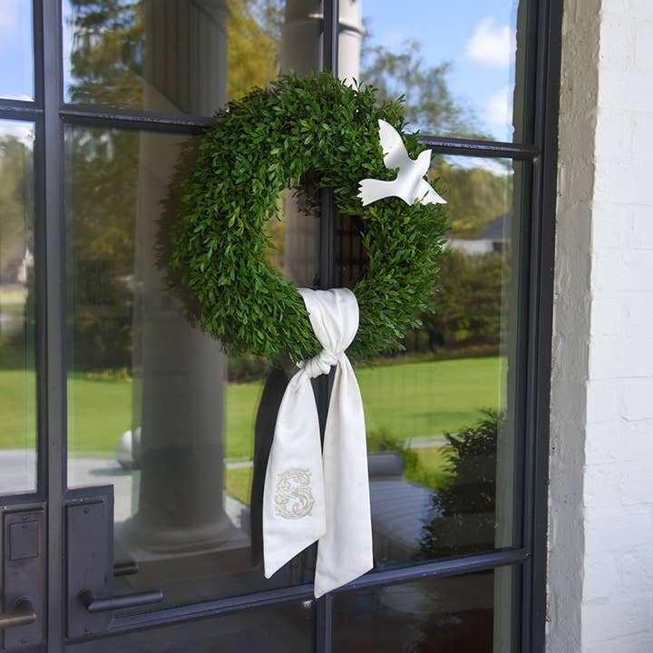 Boxwood Wreath - Round, 18"