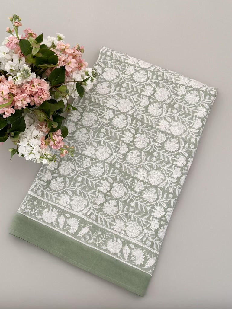 Light Green Printed Tablecloth