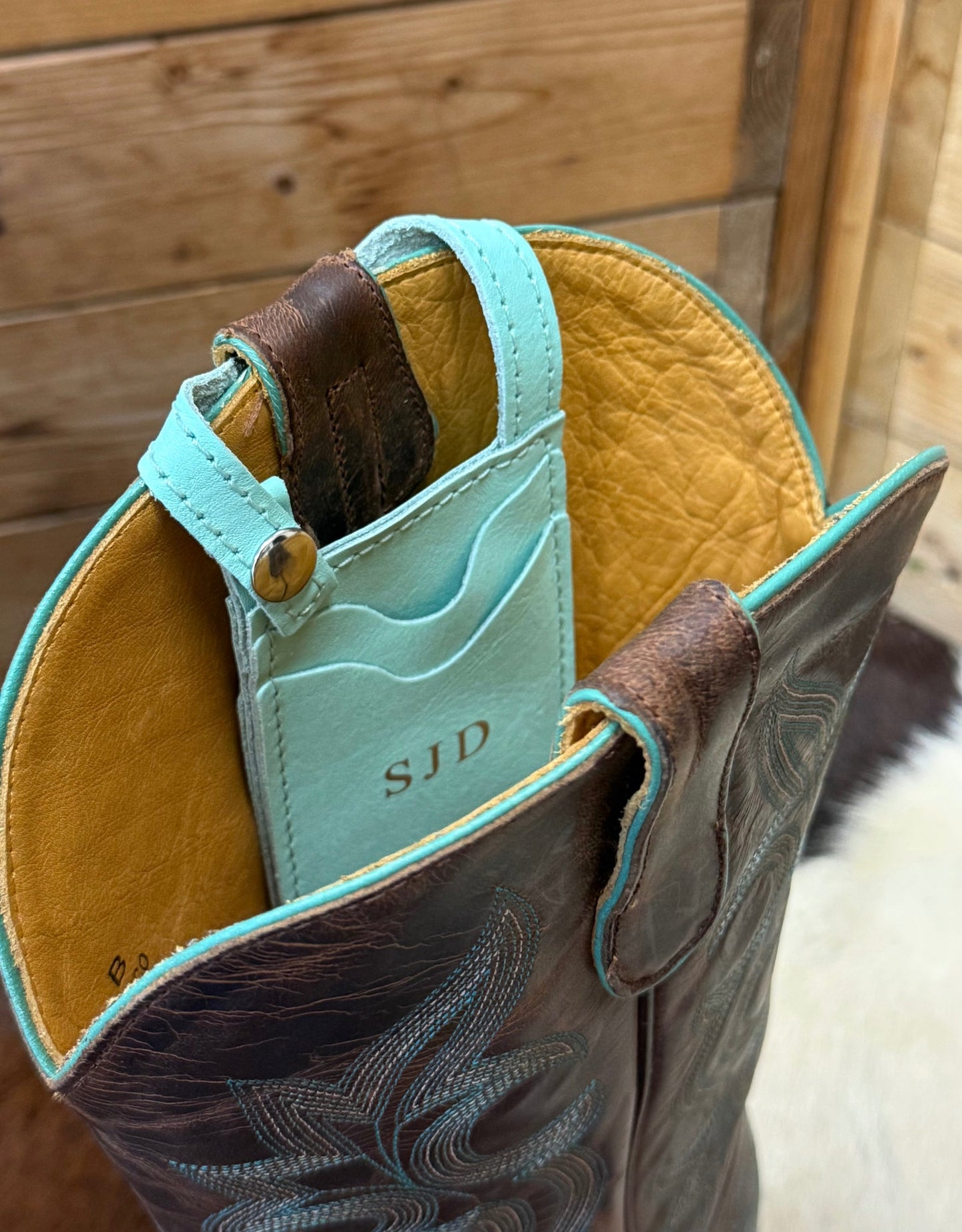 Boot Wallet