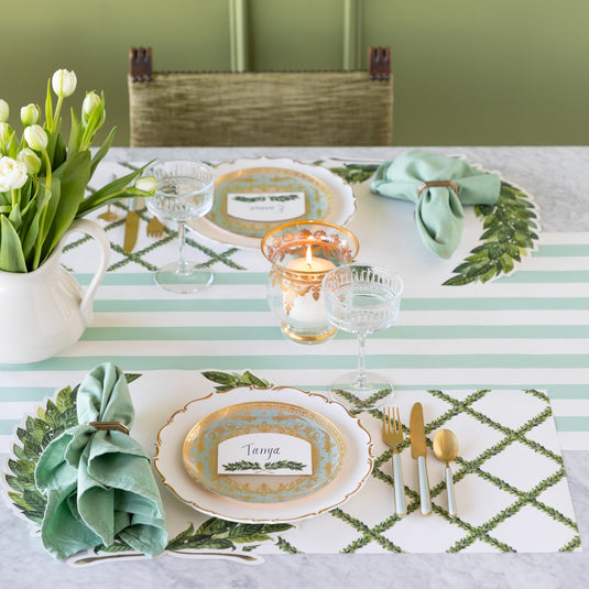 Laurel Lattice Placemats