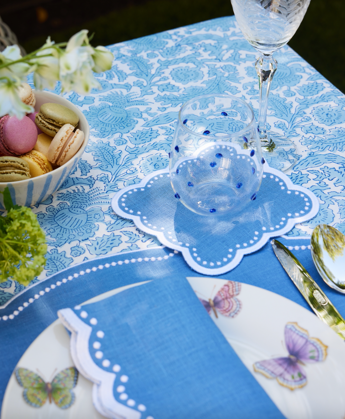 Scalloped Cocktail Napkin Set/4 - Blue Dots